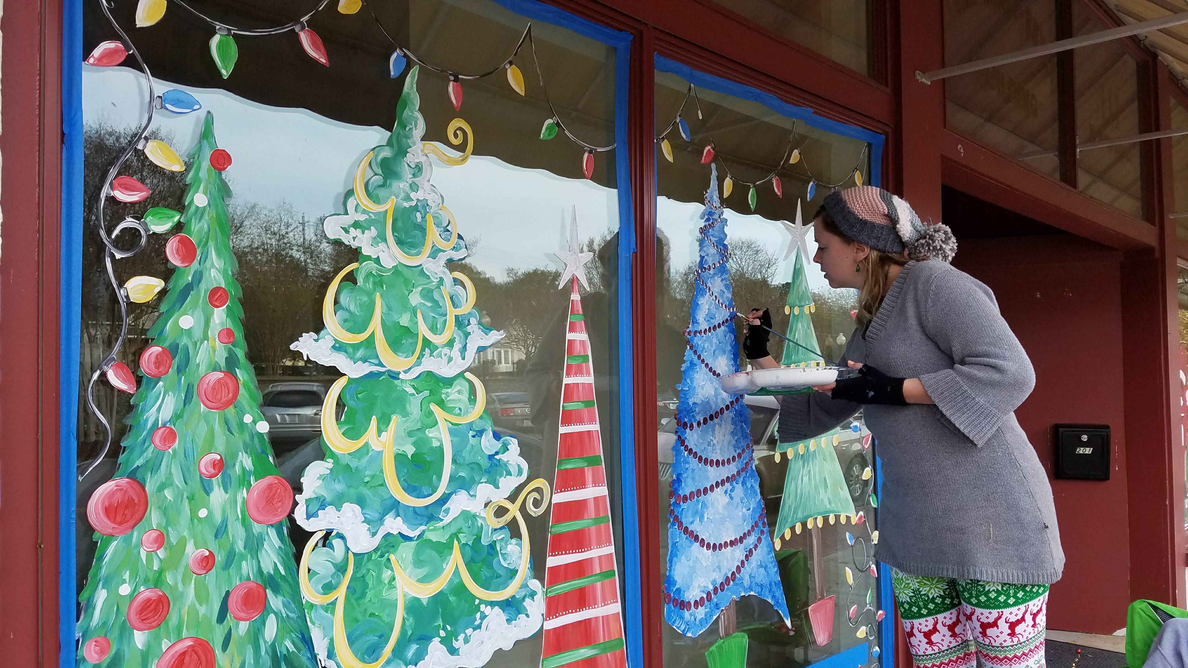 window painting christmas tree